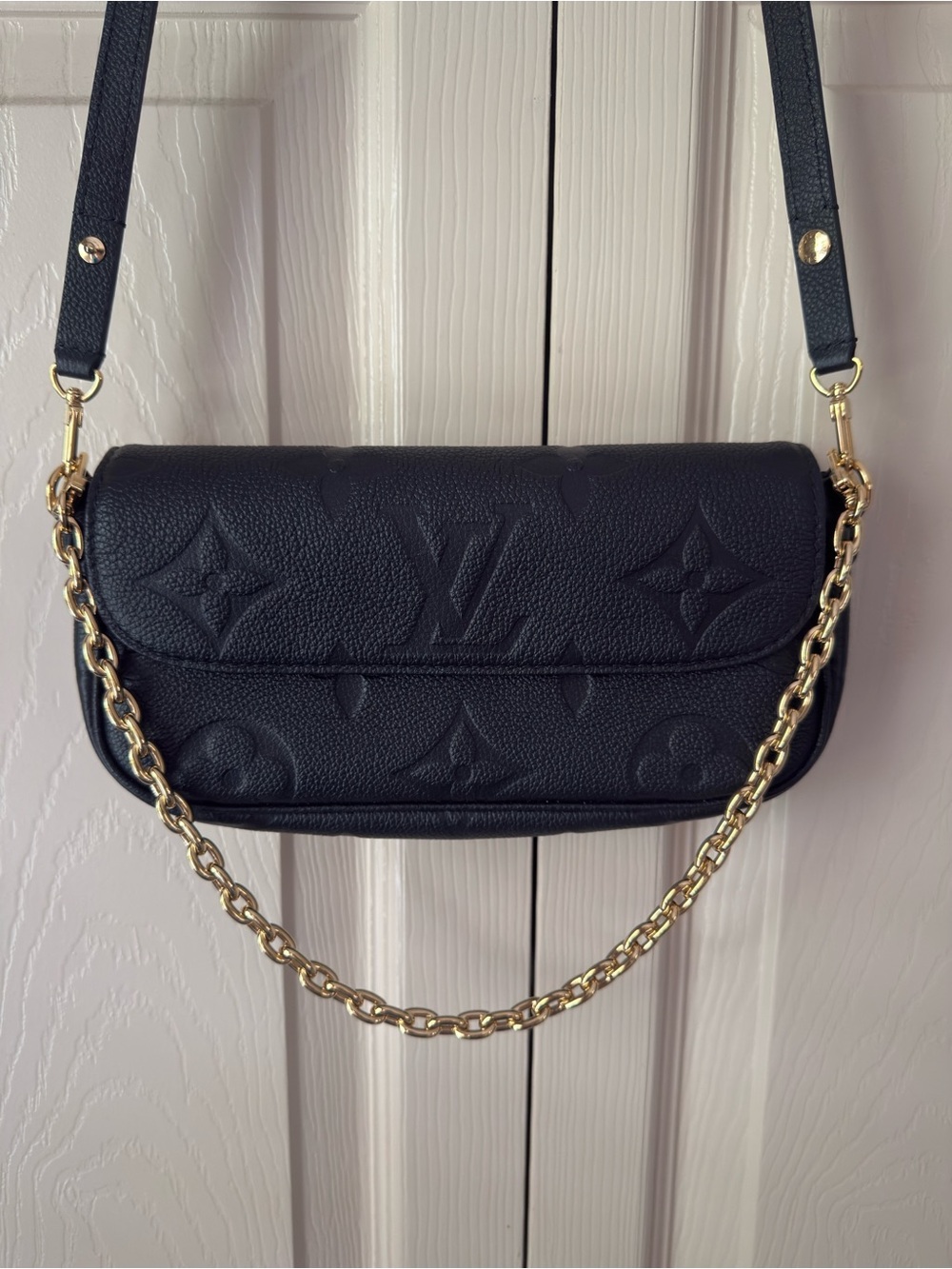 Louis Vuitton Black Monogram Empreinte Shoulder Bag